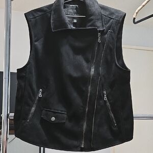 BANANA REPUBLIC Vegan Suede Vest Black Sleeveless Vest